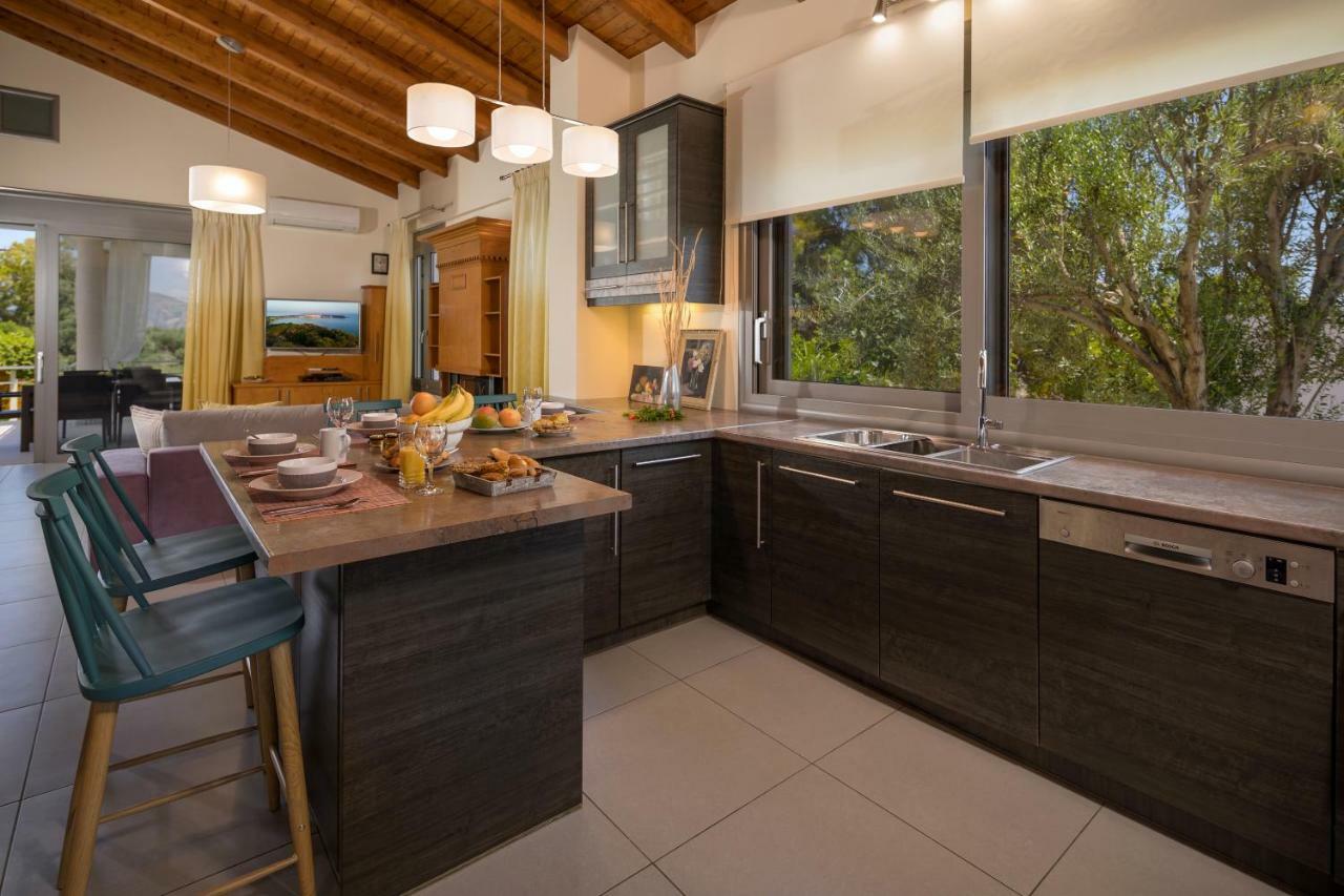 Villa Annaset Lithakia  ภายนอก รูปภาพ