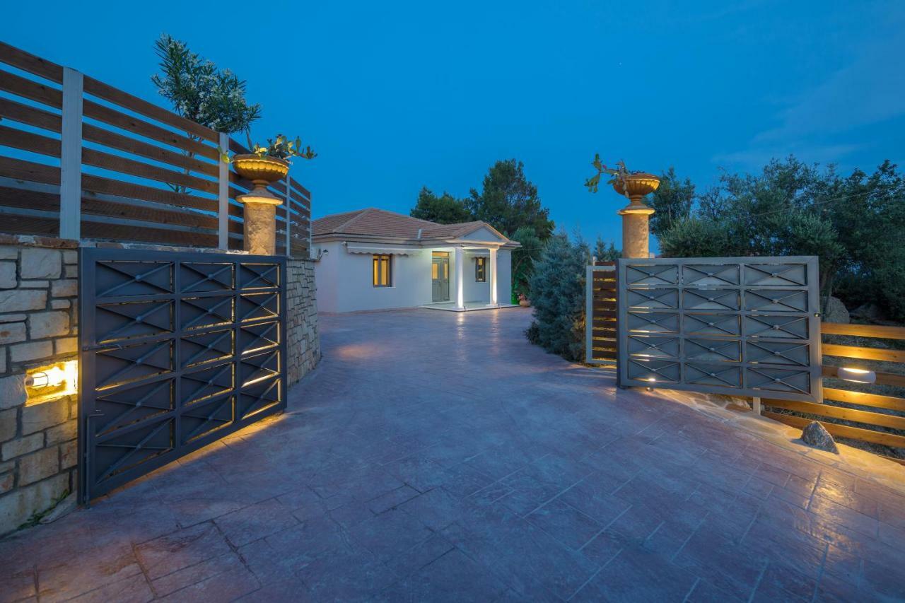 Villa Annaset Lithakia  ภายนอก รูปภาพ